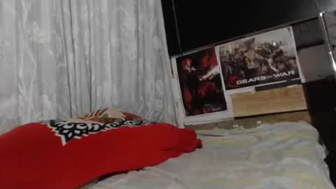 Snapshot of sweetlatinakim chatting on 03-09-25, 08:18 Camilo online show from 03-09-25, 08:18