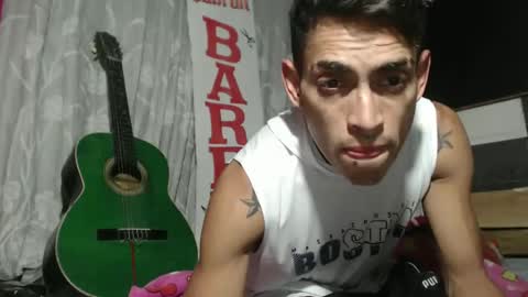 Snapshot of sweetlatinakim chatting on 09-10-25, 08:03 Camilo online show from 09-10-25, 08:03