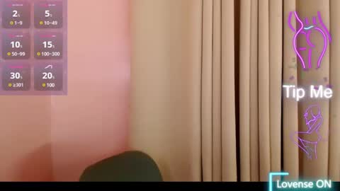 Leah online show from 01-20-25, 05:06