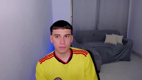 Snapshot of sweetlian_04 chatting on 03-06-25, 04:19 Lian online show from 03-06-25, 04:19