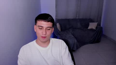 Snapshot of sweetlian_04 chatting on 03-09-25, 10:41 Lian online show from 03-09-25, 10:41