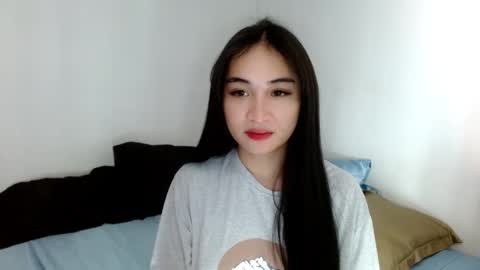 Lilly online show from 02-21-25, 04:07