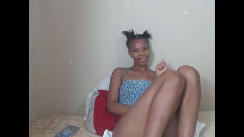 sweetlipss_ online show from 09-19-25, 06:59