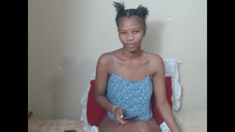 sweetlipss_ online show from 09-19-25, 07:58