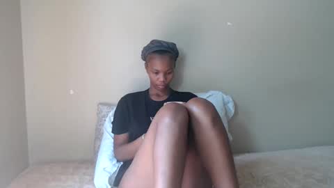 sweetlipss_ online show from 09-21-25, 08:16