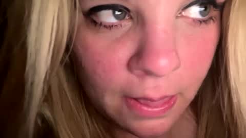 Lisa  online show from 02-24-25, 12:09