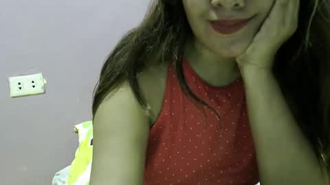 Snapshot of sweetliza20 chatting on 10-25-25, 12:51 Liz online show from 10-25-25, 12:51