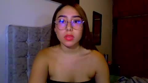 Snapshot of sweetmaddiee_ chatting on 10-08-25, 10:51 Maddie online show from 10-08-25, 10:51