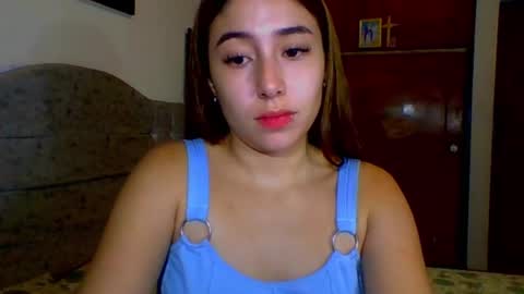 Snapshot of sweetmaddiee_ chatting on 10-21-25, 01:28 Maddie online show from 10-21-25, 01:28