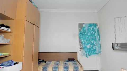 Lorenzo online show from 03-10-25, 07:53