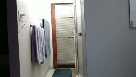 April online show from 02-03-25, 07:40