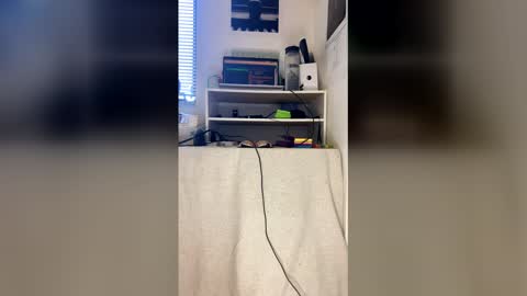 sweetnlow21 online show from 12-05-25, 03:41