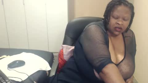 sweetnoziexxx online show from 10-19-25, 05:08