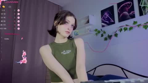 Anya online show from 10-11-25, 08:51