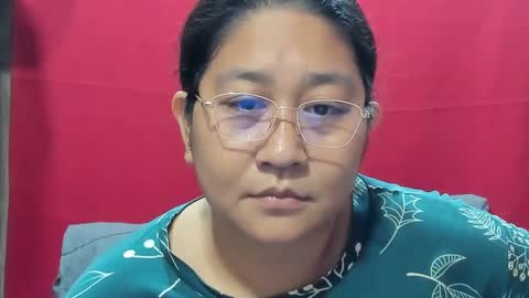 Snapshot of sweetpilipina88 chatting on 12-03-24, 01:19 MIA online show from 12-03-24, 01:19