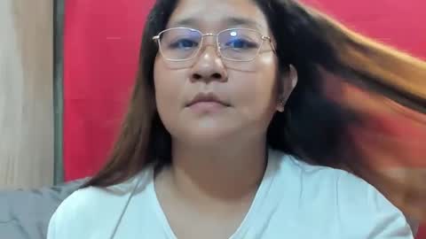 Snapshot of sweetpilipina88 chatting on 12-08-24, 11:08 MIA online show from 12-08-24, 11:08