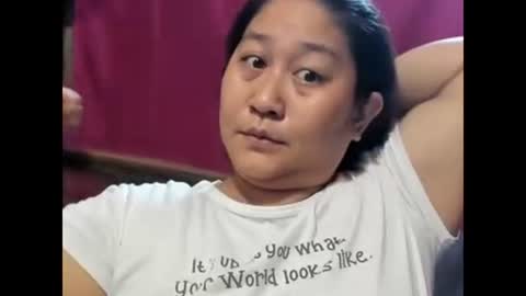 Snapshot of sweetpilipina88 chatting on 12-09-24, 06:12 MIA online show from 12-09-24, 06:12