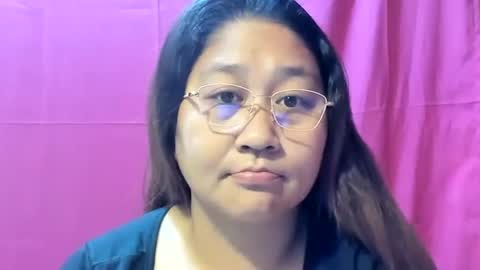 Snapshot of sweetpilipina88 chatting on 01-02-25, 02:33 MIA online show from 01-02-25, 02:33