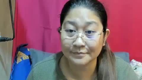 Snapshot of sweetpilipina88 chatting on 03-09-25, 01:04 MIA online show from 03-09-25, 01:04