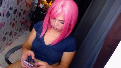 Snapshot of sweetprettyangelts chatting on 03-08-25, 09:40 angelica online show from 03-08-25, 09:40