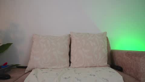 Snapshot of sweetpussyhot_ chatting on 01-30-25, 12:37 Hello Welcome Im here from WEDNESDAY to SUNDAY 430am to  830am and 3  to 7  timeMONDAY and TUESDAY i rest online show from 01-30-25, 12:37