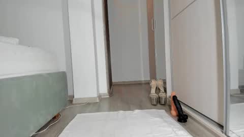 Anne online show from 10-11-25, 08:35