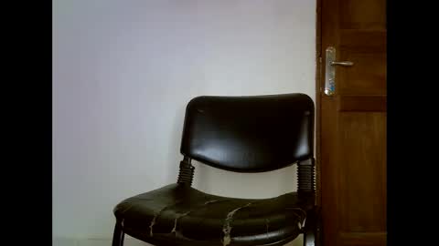 sweetrenne online show from 02-13-25, 11:37