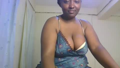 Snapshot of sweetrose2049 chatting on 05-31-26, 12:12 Rose Watetu online show from 05-31-26, 12:12