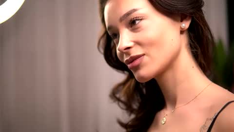 Snapshot of sweetrossie chatting on 02-04-26, 04:40 Rose online show from 02-04-26, 04:40