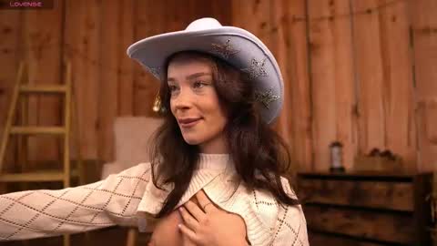 Snapshot of sweetrossie chatting on 02-12-26, 04:18 Rose online show from 02-12-26, 04:18