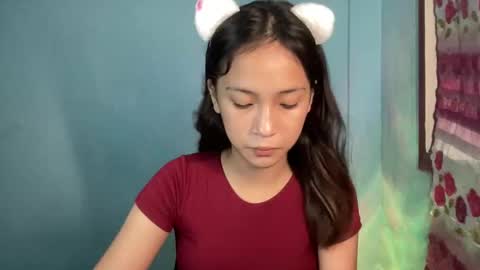 Mia online show from 10-29-25, 01:13