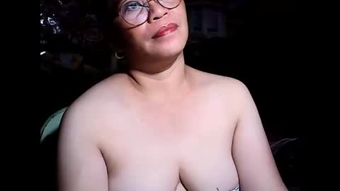 Snapshot of sweetsexyfiona431 chatting on 11-22-25, 11:31 sweetsexyfiona431 online show from 11-22-25, 11:31