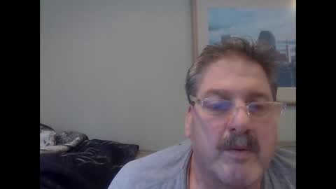 Snapshot of sweetsforu326 chatting on 01-03-25, 02:40 sweetbrowneyes623 online show from 01-03-25, 02:40