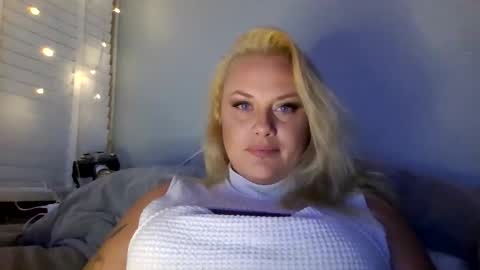 sweetsinz_ online show from 09-16-25, 07:26