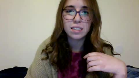 Snapshot of sweetsocalgirl chatting on 03-03-25, 04:58 sweetsocalgirl online show from 03-03-25, 04:58