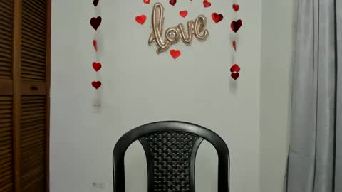 Snapshot of sweetsofia5 chatting on 12-15-24, 08:15 Sofia online show from 12-15-24, 08:15