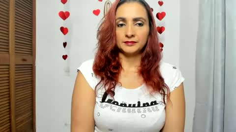 Snapshot of sweetsofia5 chatting on 12-22-24, 12:39 Sofia online show from 12-22-24, 12:39