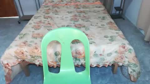 sophie and alex online show from 11-10-25, 01:15