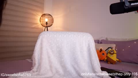 Sofia  online show from 12-20-24, 05:04