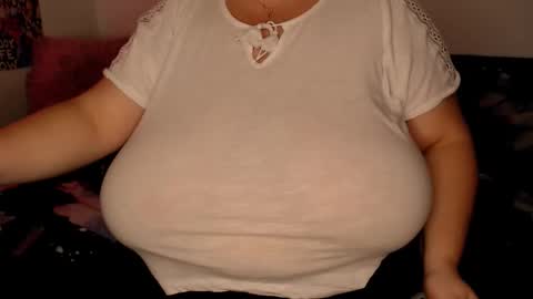 Maya online show from 11-19-25, 09:48