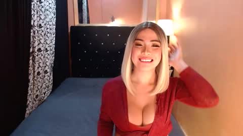 Snapshot of sweettrixiee chatting on 03-04-25, 06:07 Ms trixiee online show from 03-04-25, 06:07