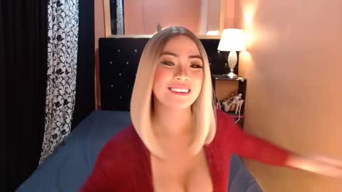 Snapshot of sweettrixiee chatting on 03-10-25, 07:40 Ms trixiee online show from 03-10-25, 07:40