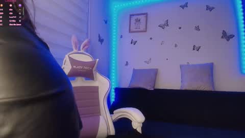 Veronica Independent Model online show from 09-25-25, 11:08