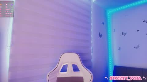 Veronica Independent Model online show from 12-22-25, 12:24