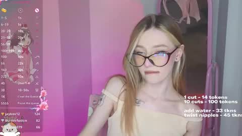 Elis  a little vacation Ill be here Saturday my schedules in bio online show from 12-05-24, 02:11