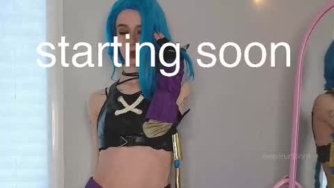 Elis  a little vacation Ill be here Saturday my schedules in bio online show from 09-28-25, 07:03