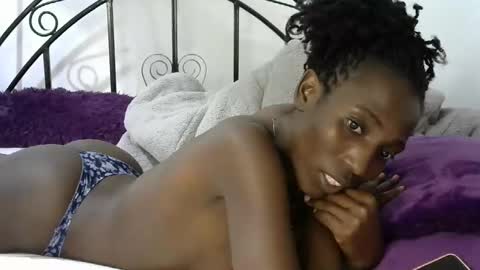 Snapshot of sweetvalariy chatting on 02-17-25, 04:37 sweetvalariy online show from 02-17-25, 04:37