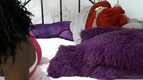 Snapshot of sweetvalariy chatting on 02-23-25, 12:16 sweetvalariy online show from 02-23-25, 12:16