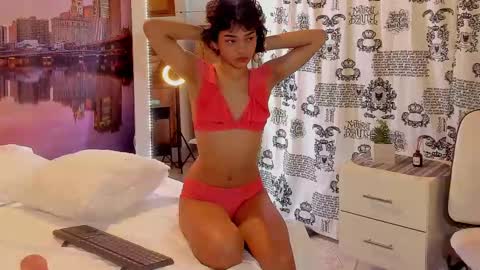 Veronica online show from 02-17-25, 01:21