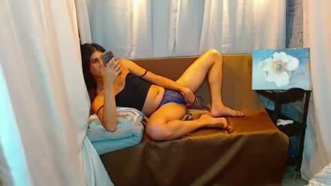 sweetvictoria2000 online show from 02-04-25, 09:52